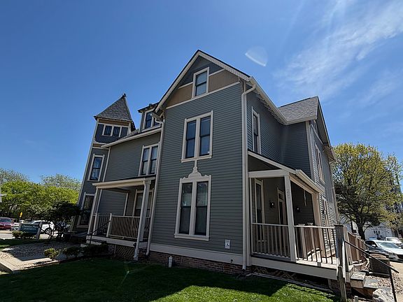 3rd image of 824 N Alabama St #27