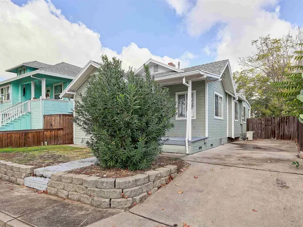 4525 8th Ave, Sacramento, CA 95820