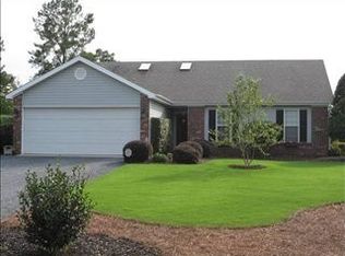 9 Opal Ln, Pinehurst, NC 28374