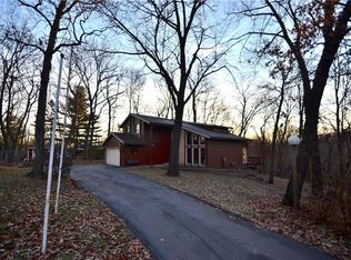 7341 Hyperion Pointe Dr, Johnston, IA 50131