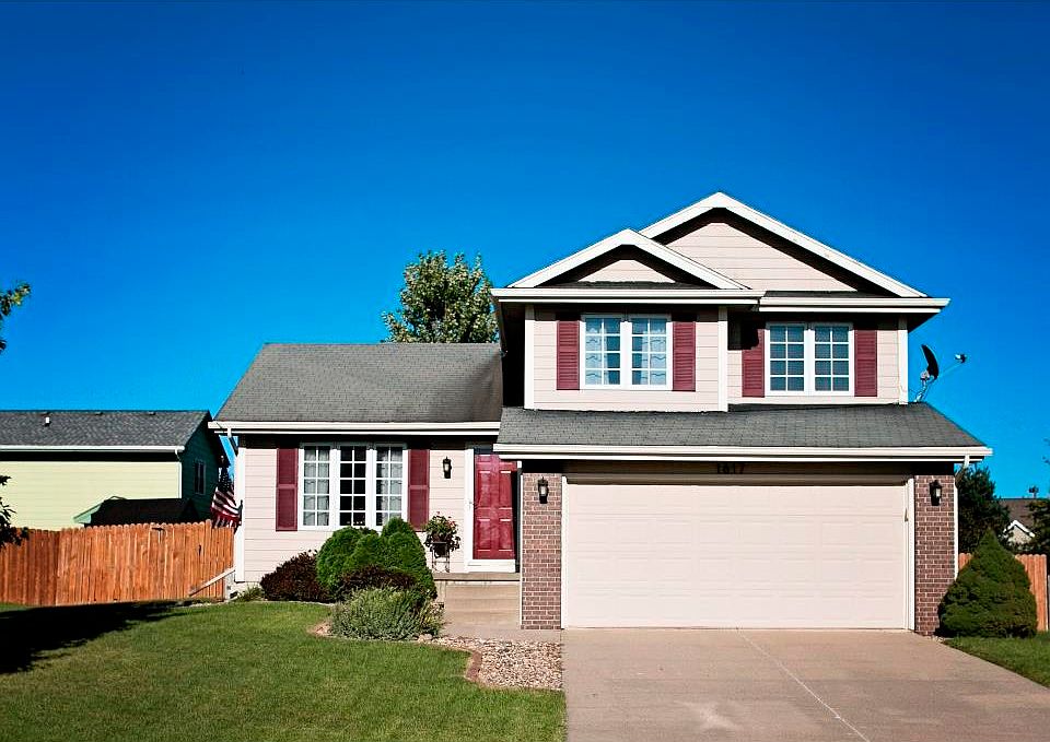 1st image of 1617 NW North Creek Dr