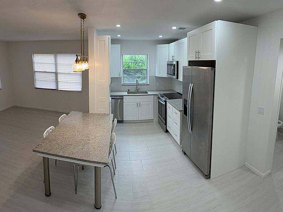 2nd image of 20 Prescott Dr #A