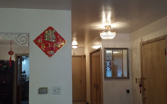 3rd image of 6228 N Sacramento Ave
