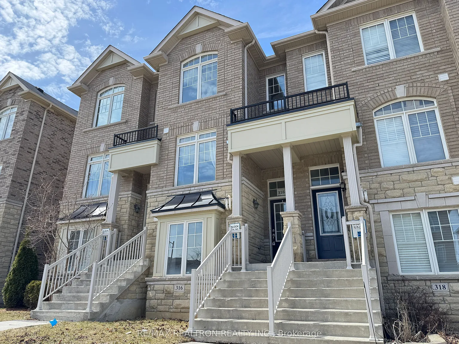 3 bed, $3,200 — Photo 2