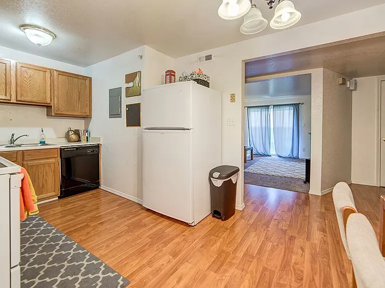 726 W 1720 N #332 — Photo 5