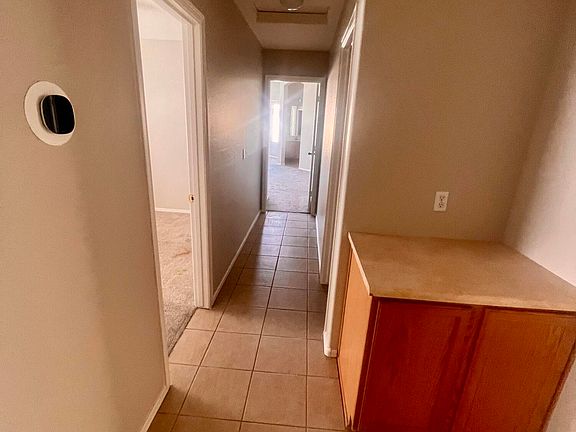4th image of 9920 W Southgate Ave