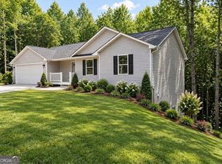 569 Day Star Ln, Mount Airy, GA 30563