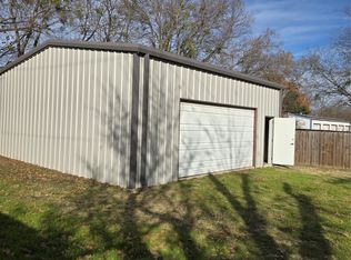 605 N Snyder Ave, Justin, TX 76247