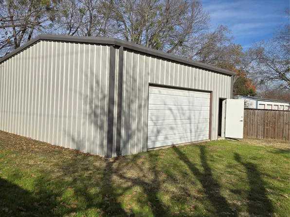 605 N Snyder Ave, Justin, TX 76247