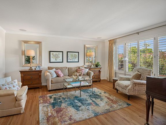 5th image of 6365 El Paseo Dr