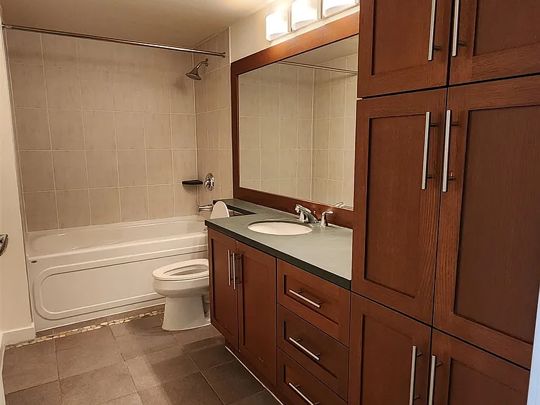 1189 Melville St #1203 — Photo 15