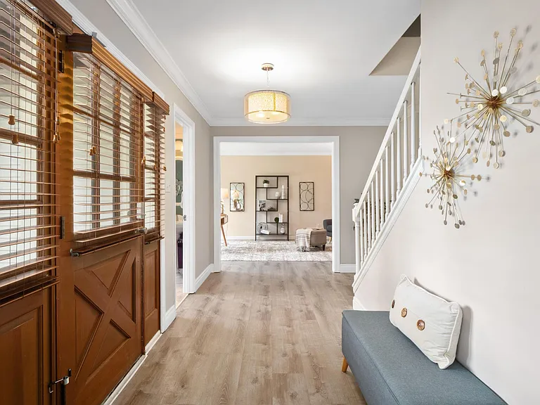 2122 Park Forest Dr — Photo 17