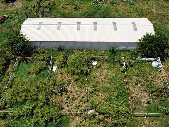 4th image of 22763 E County Road 1530 Rd