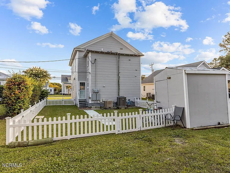 1406 Evans St #A — Photo 23