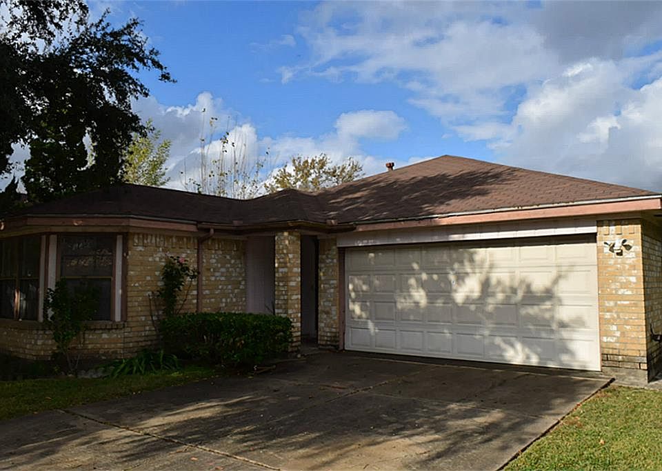 1st image of 12026 Huntington Park Dr