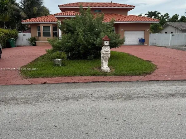 13926 SW 14th St, Miami, FL 33184
