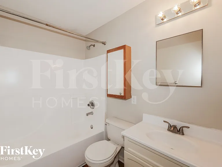 5320 Traditions Dr — Photo 13