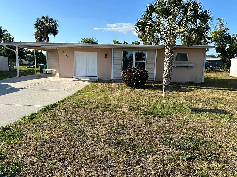 22202 Midway Blvd — Photo 3