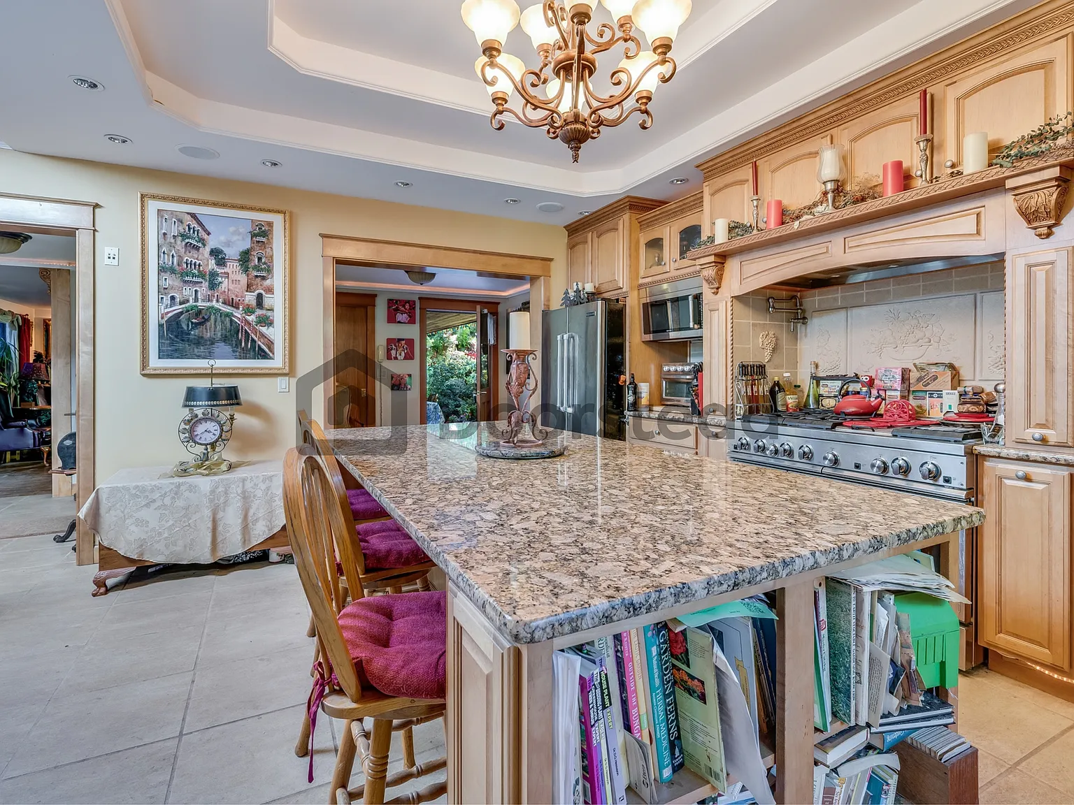 2 bed, 1.0 bath, 1370 sqft, $3,300 — Photo 3
