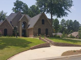 300 Blue Fox Cir, Haughton, LA 71037