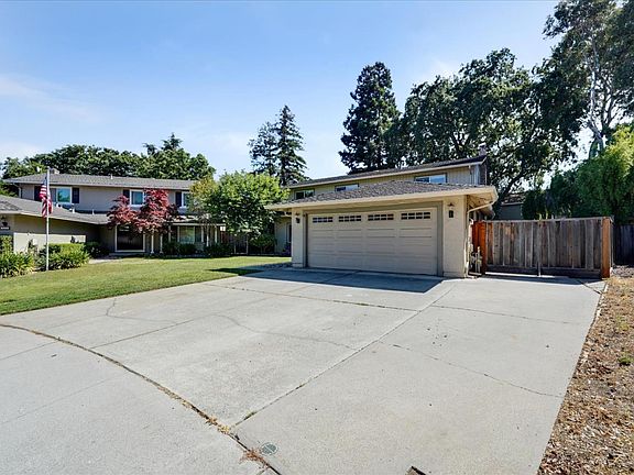 2nd image of 515 Las Coches Ct