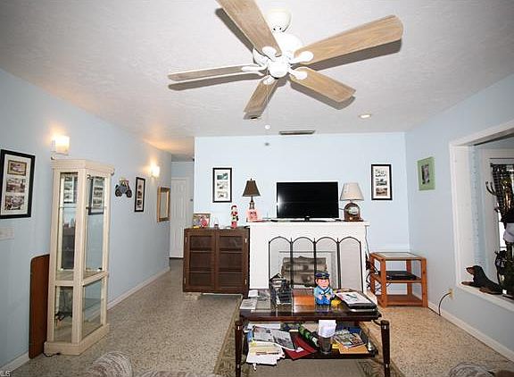 4th image of 1580 Ixora Dr