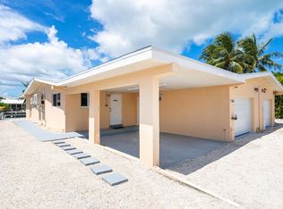 561 10th St, Key Colony Beach, FL 33051