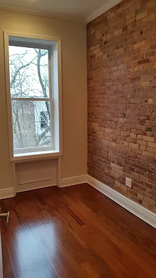 Rented by Elite NY Holdings | media 22