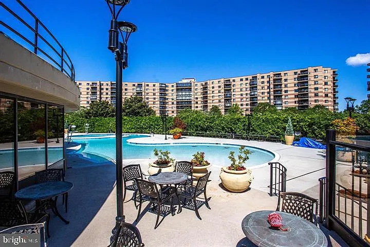 8360 Greensboro Dr #208 — Photo 55