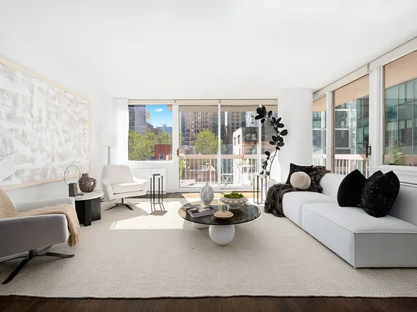 235 E 40th St APT 4A, New York, NY 10016
