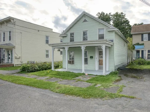 18 7th Street, Waterford, NY 12188