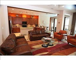 3rd image of 7515 Ambleside Dr