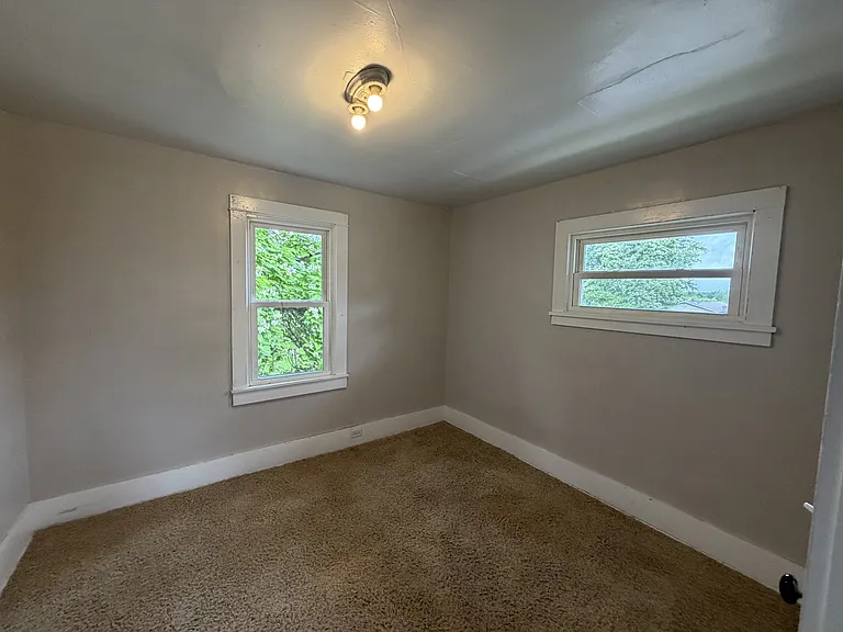 521 Garfield Ave — Photo 22