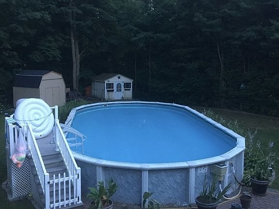 4th image of 13 Dorchester Dr