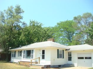 365 Hunter Dr, Benton Harbor, MI 49022