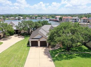 113 Wennmohs Place, Horseshoe Bay, TX 78657