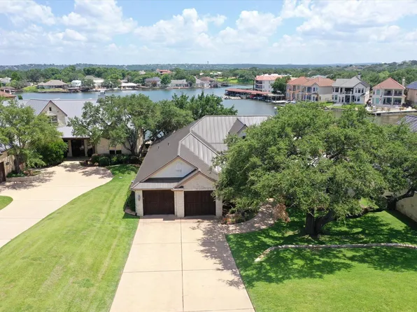 113 Wennmohs Place, Horseshoe Bay, TX 78657