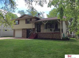 9433 Ellison Ave, Omaha, NE 68134