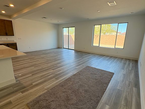 5th image of 5936 Obsidian Sky Ave