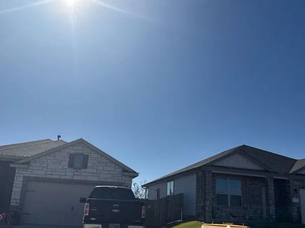 13104 Laura Lake Dr, Willis, TX 77318