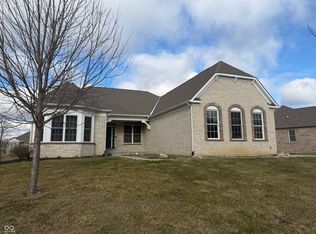 5218 Sweetwater Dr, Noblesville, IN