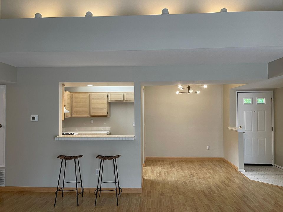 1st image of 24135 Del Monte Dr Unit 214