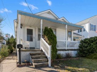 120 W Palm Rd, Wildwood Crest, NJ 08260