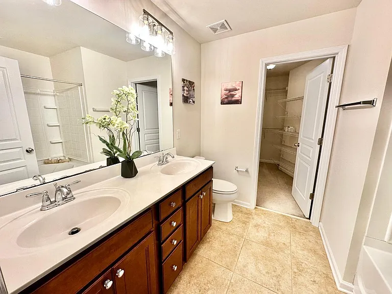 1143 Kingston Grove Dr — Photo 14