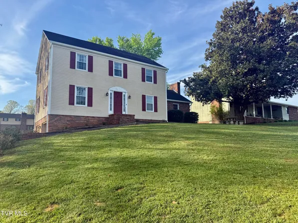 1420 Ruthbrooke Dr, Mount Carmel, TN 37645