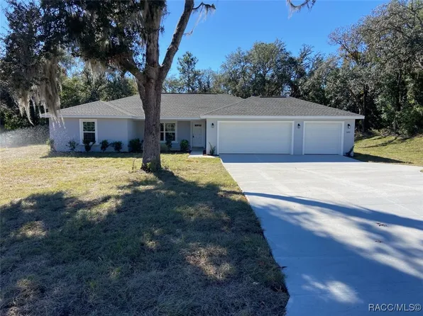 2492 W Pine Ridge Blvd, Beverly Hills, FL 34465