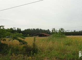 14968 Old Lake Rd, Riegelwood, NC 28456