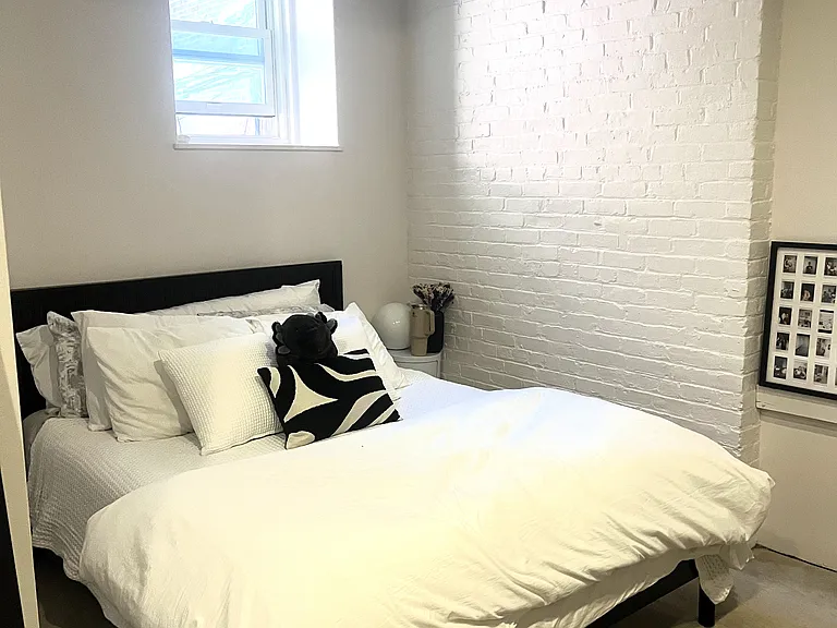 10 Thacher St #107 — Photo 12