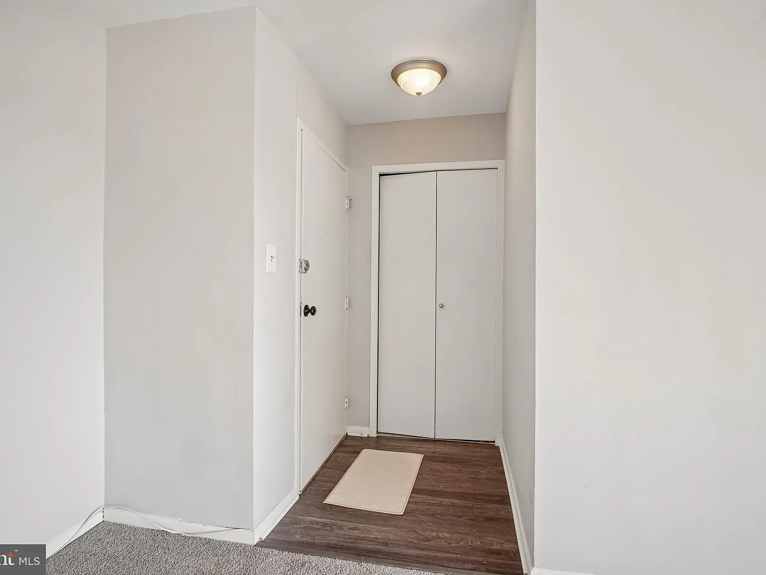 1 bed, 1.0 bath, 765 sqft, $1,675 — Photo 2