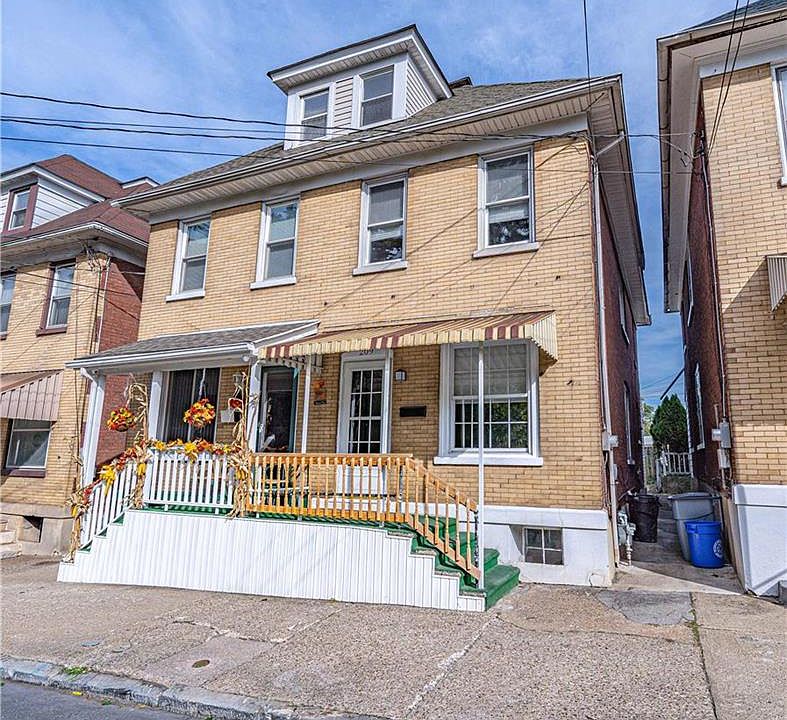 1st image of 209 N 13th St